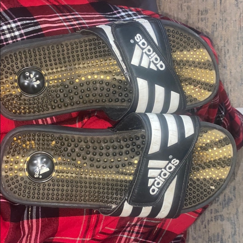 Used adidas Velcro flips